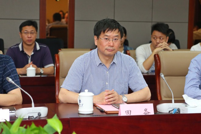 副校长田备出席签约仪式