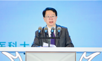 国家药品监督管理局党组成员、副局长赵军宁（受访者供图）