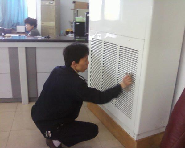 争先创优 用心服务——物业中心楼宇部行政楼组团优质服务月活动记